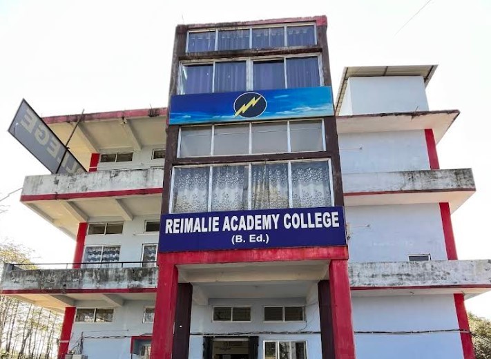 Aronai College